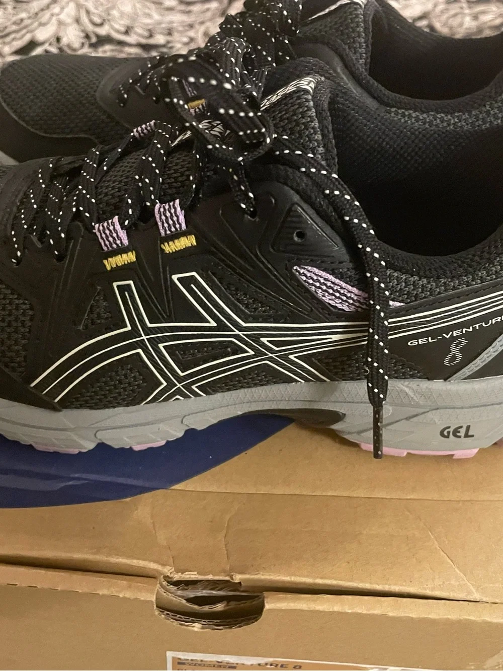 ASICS Gel Venture 8 Women’s Running Shoes Gray and Purple Accents